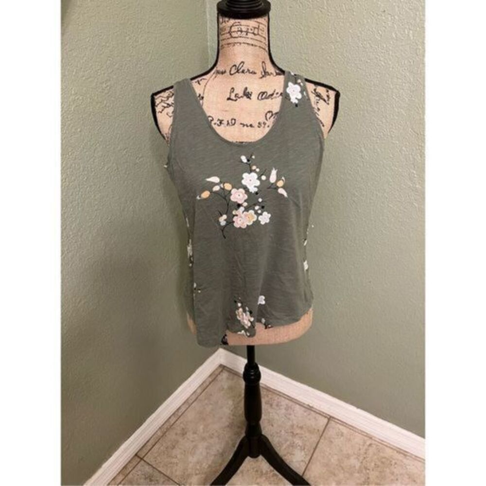 Loft Good Used Condition Top